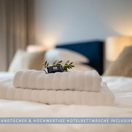 Leinetal - Bester Schlafkomfort In Hochwertiger Hotelbettwaesche, 3 - Grosse Kueche, Duschbad & Parkplatz *