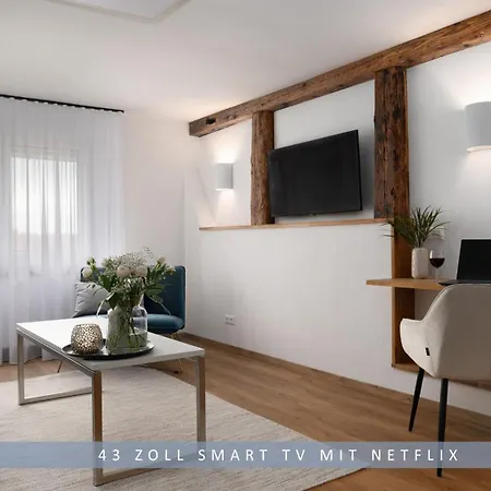 Apartamento Leinetal - Bester Schlafkomfort In Hochwertiger Hotelbettwaesche, 3 - Grosse Kueche, Duschbad & Parkplatz *